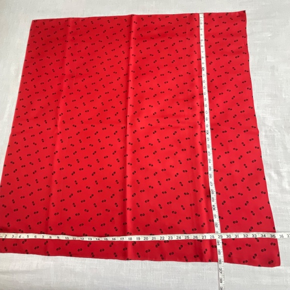 •Red Black Graphic Geometric Print Silk Large Scarf 35”x36” NWOT - Picture 7 of 8